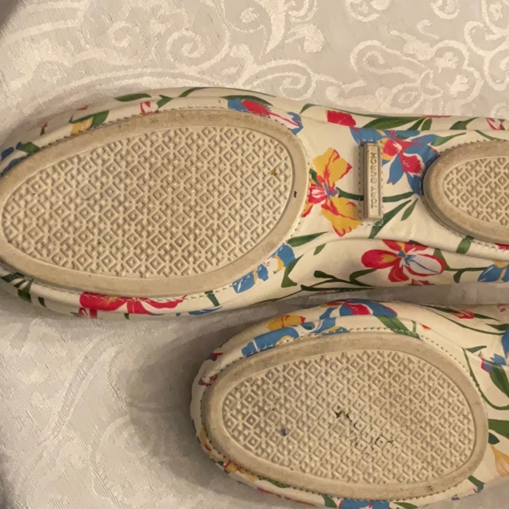 Shoes - Picture 6 of 6